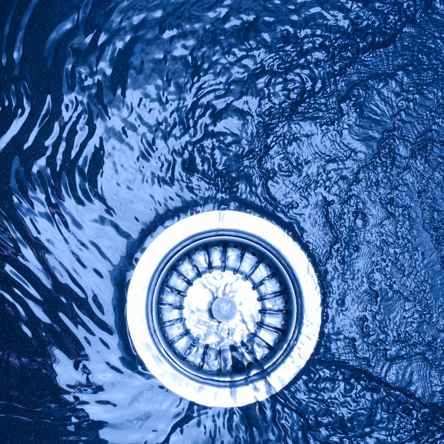 clogged drain needs Houston commercial plumbing repair